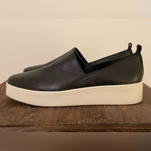 VINCE NWOT W8.5 Black Loafers Never Worn.   Perfect NEW Condition